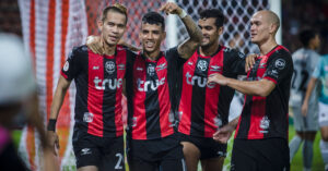 นักเตะในไทย