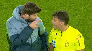 กองหลัง