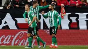 กระโดดขึ้นสู่ท็อปโฟร์